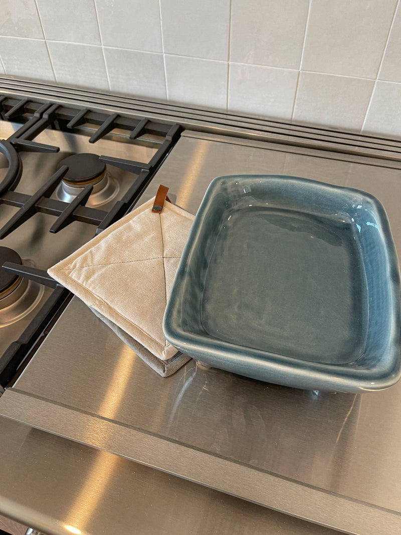 Footed Terracotta Tray with Distressed Finish - LLACIE 